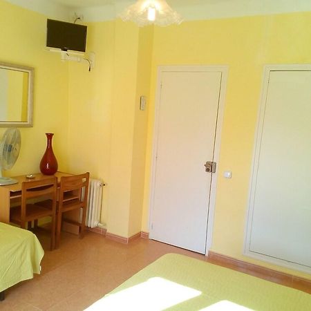 Hostal Lleida カラフェル エクステリア 写真