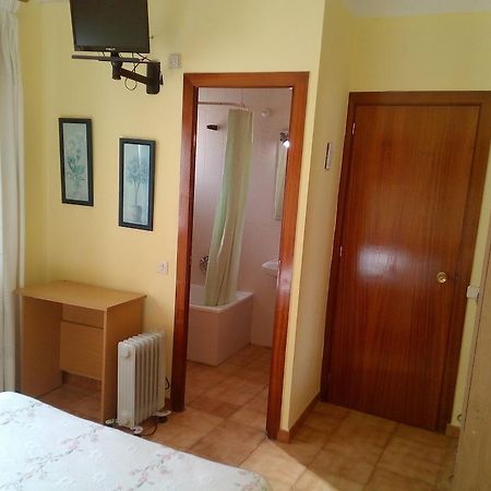 Hostal Lleida カラフェル エクステリア 写真